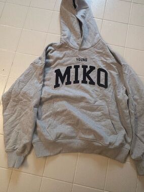New Gap Young Miko Heavyweight sweatshirt